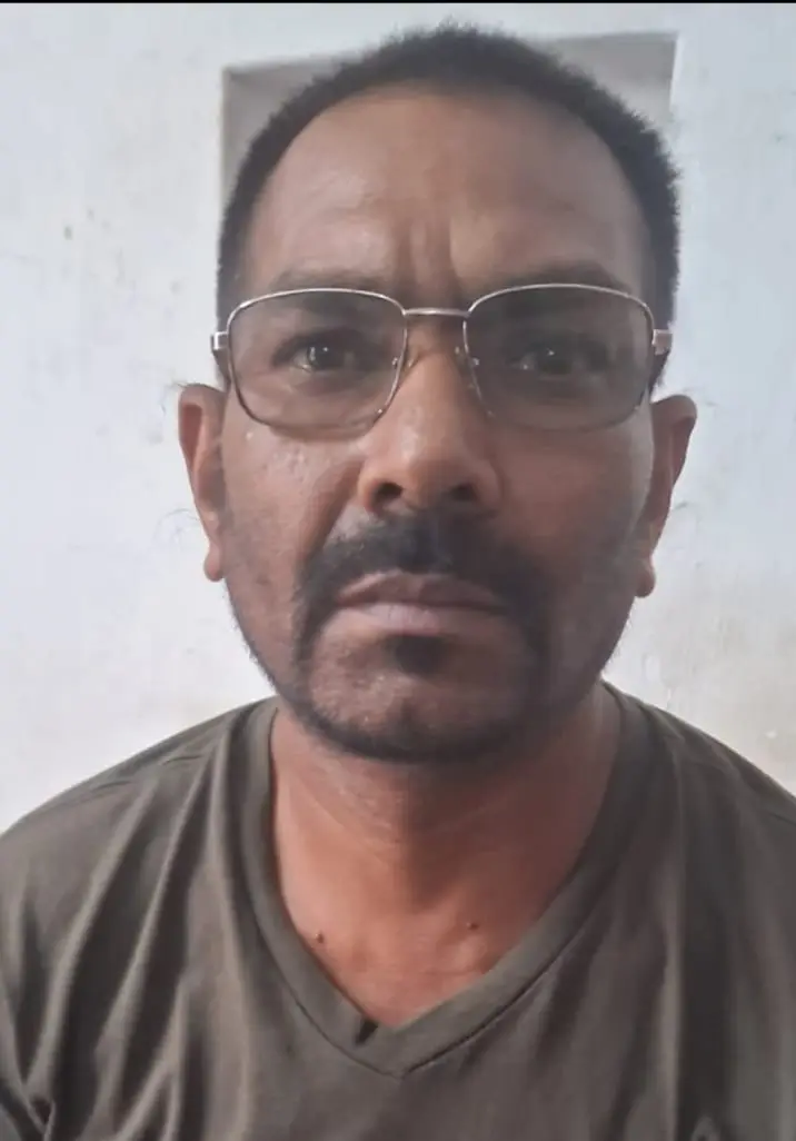 महिला सरपंच से जातिगत गाली गलौज करने व नौगोई कांड दोहराने की धमकी देने वाले आरोपी को सोनहत पुलिस ने किया गिरफ्तार, एक आरोपी की तलाश जारी,