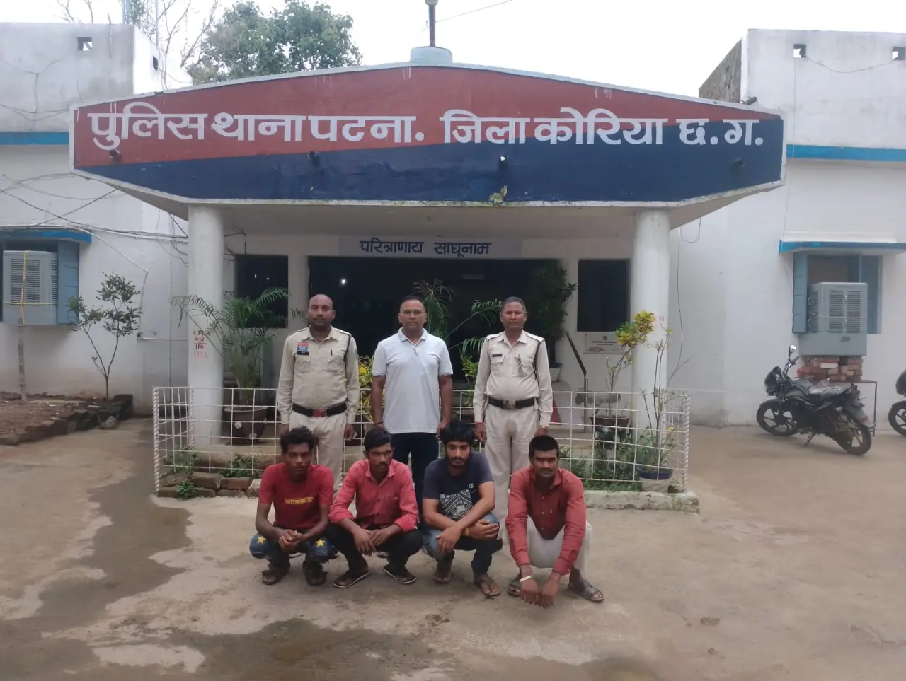 एडिशनल एसपी सुरेशा चौबे के मार्गदर्शन में थाना पटना पुलिस की बड़ी कार्रवाई, अब तक 10 स्थायी वारंटी गिरफ्तार कर न्यायालय में पेश