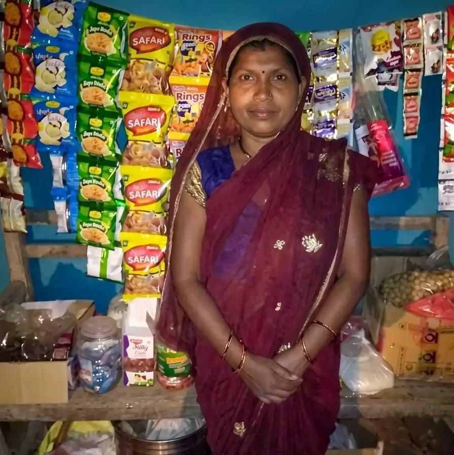 रायपुर : आर्थिक तंगी को मात देकर आत्मनिर्भरता की नई इबारत लिख रही हैं प्रमिला दीदी