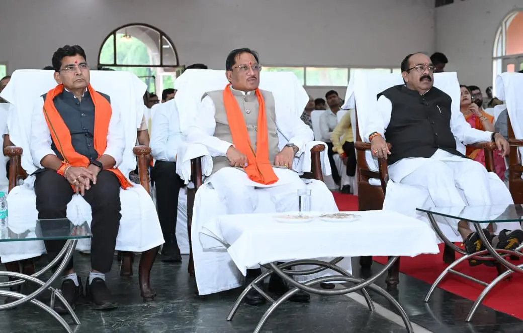 रायपुर : मन की बात’ देश के कोने-कोने में हो रहे नवाचारों और प्रेरक प्रयासों को देती है राष्ट्रीय पहचान : मुख्यमंत्री श्री विष्णु देव साय