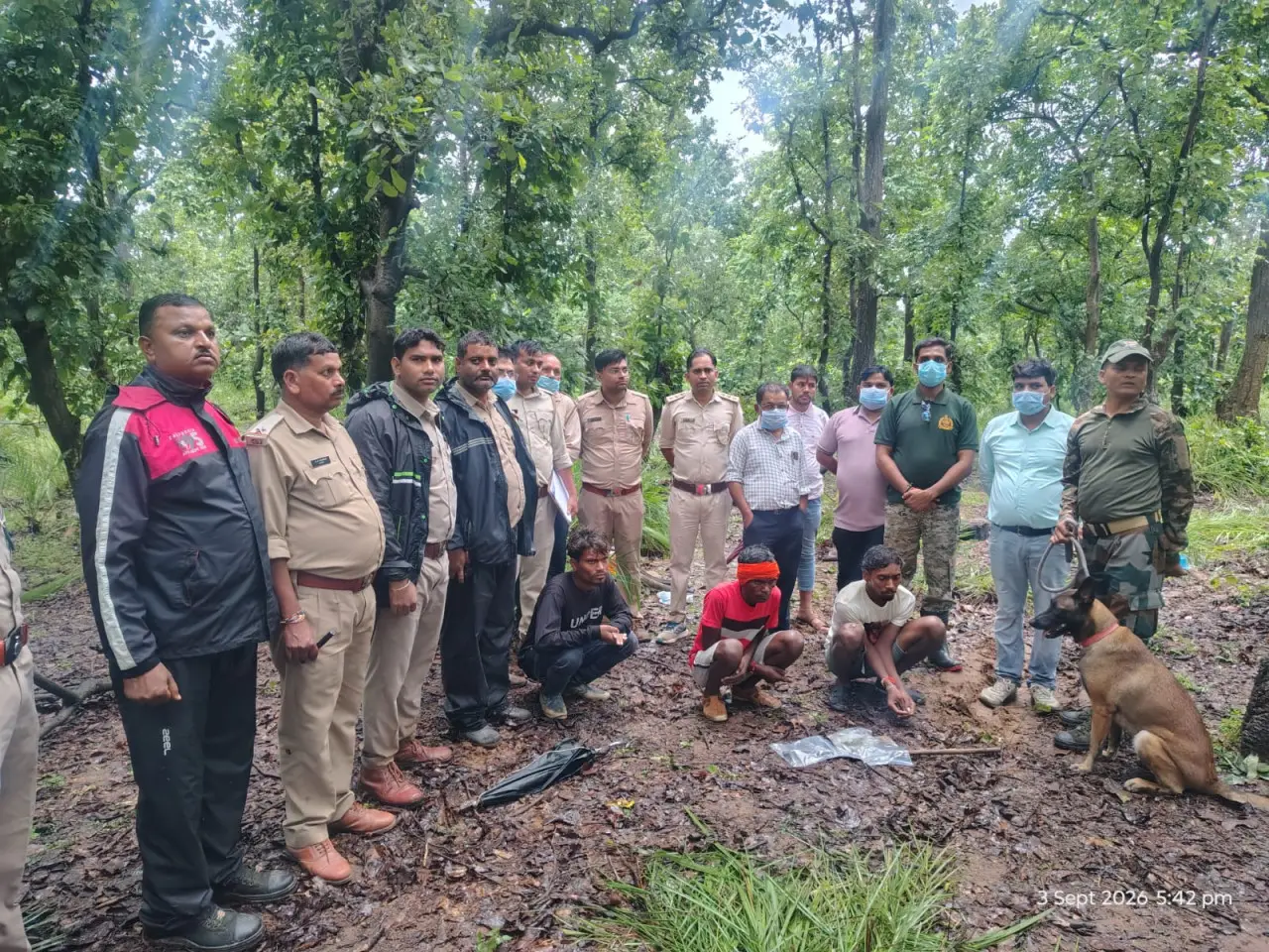 रायपुर : मृत भालू के नाखून काटकर ले जाने वाले दो आरोपी गिरफ्तार