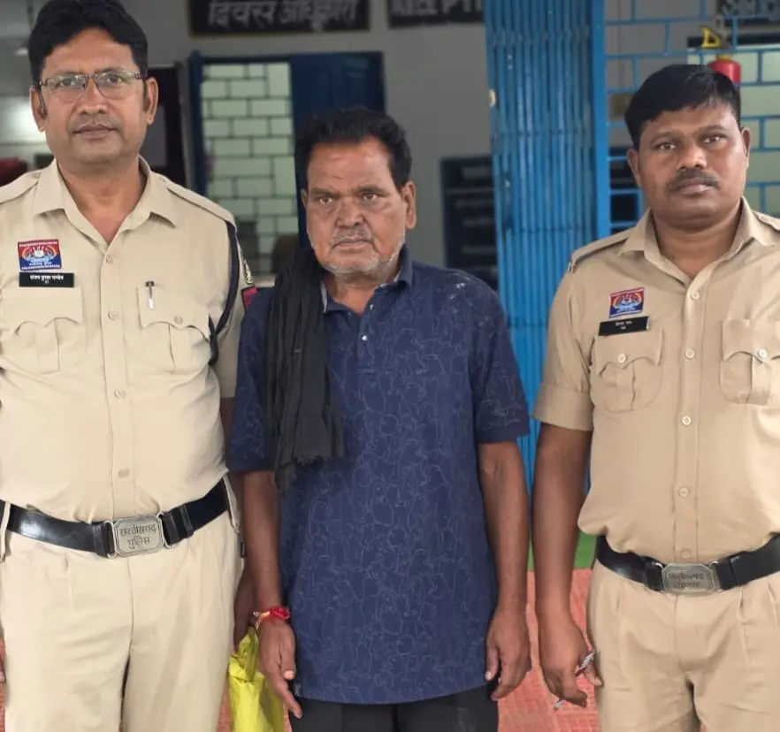 जनकपुर पुलिस ने किया 14 साल से फरार आरोपी गिरफ्तार, नाबालिक को बहला फुसलाकर भगा ले जाने का मामला,