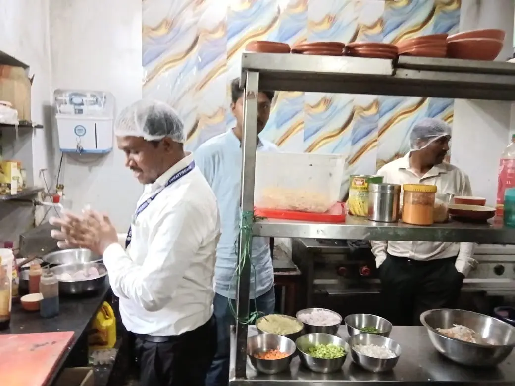 धमतरी : अमानकीकृत ‘एनालॉग पनीर’ के विरुद्ध धमतरी में खाद्य एवं औषधि प्रशासन की सघन कार्रवाई