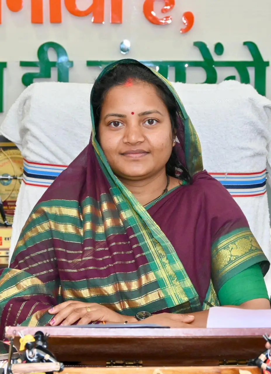 मंत्री लक्ष्मी राजवाड़े की पहल से भटगांव विधानसभा के 07 धान उपार्जन केंद्र होंगे सुविधा-संपन्न