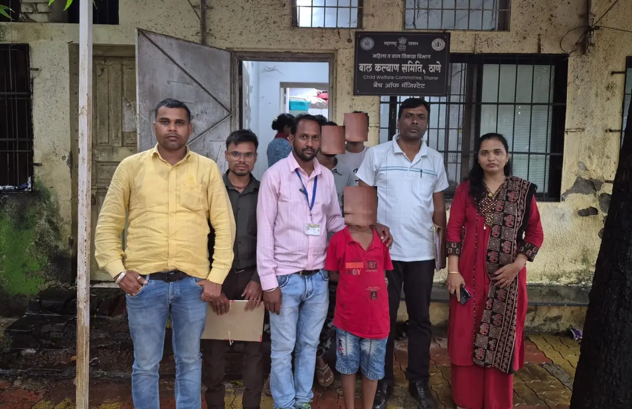 अपहृत 9 वर्षीय बालक मुंबई से सकुशल बरामद, सूरजपुर पुलिस और CWC टीम ने परिजनों को सौंपा