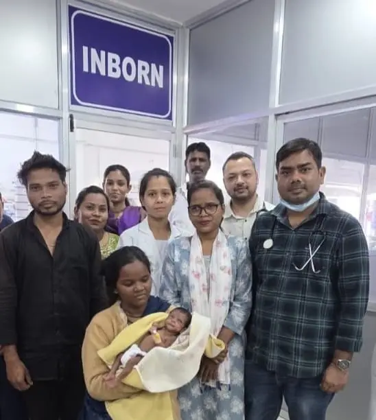 रायपुर : छत्तीसगढ़ की स्वास्थ्य सेवाओं ने रचा जीवन रक्षा का नया अध्याय, महज 900 ग्राम के नवजात को मिला नया जीवन
