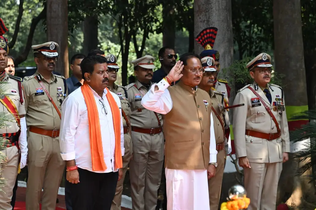 पुलिस स्मृति दिवस: शहीद जवानों के बलिदान को CM साय का नमन, बोले,नक्सलवाद के खिलाफ निर्णायक सफलता वीर जवानों की देन...