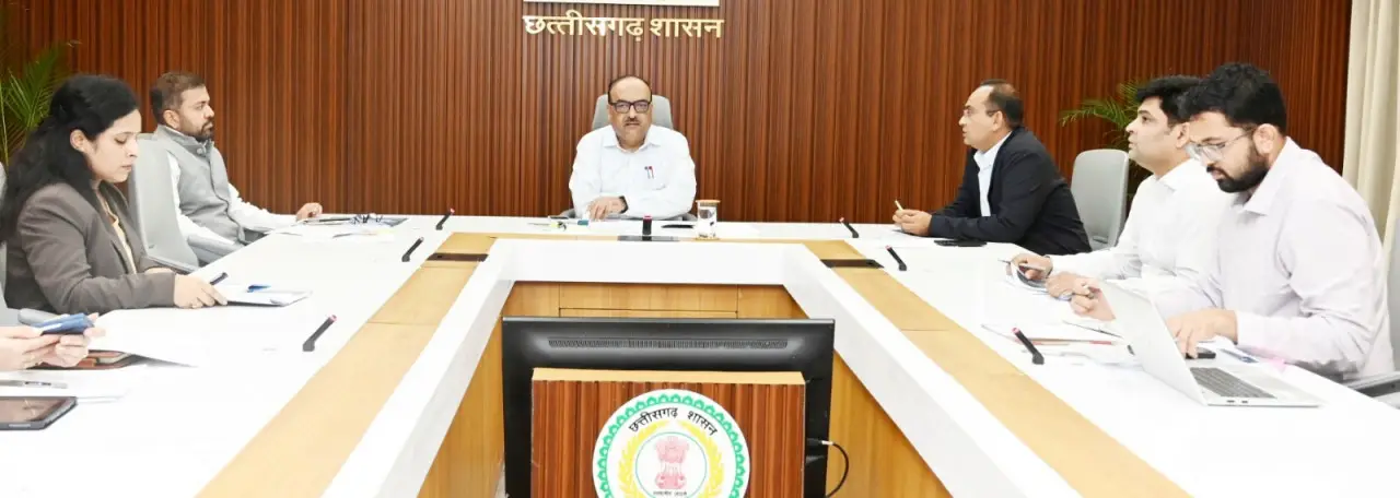 रायपुर : मुख्य सचिव की अध्यक्षता में सार्वजनिक-निजी भागीदारी मूल्यांकन समिति बैठक संपन्न