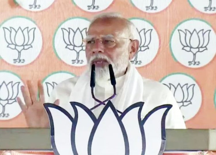 माताएं-बहनें ही मेरा रक्षा कवच हैं : PM नरेन्द्र मोदी