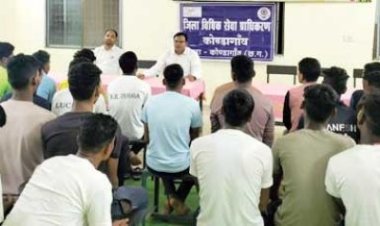 बालक छात्रावास में विधिक साक्षरता शिविर