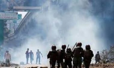 कीनिया में बढ़े हुए टैक्स के ख़िलाफ़ उग्र प्रदर्शन, पांच की मौत, संसद में आगजनी