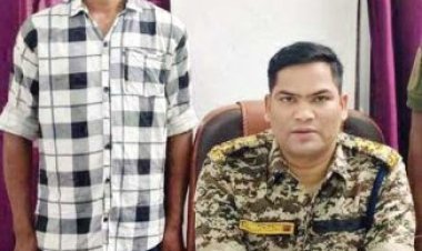 ईनामी नक्सली गिरफ्तार