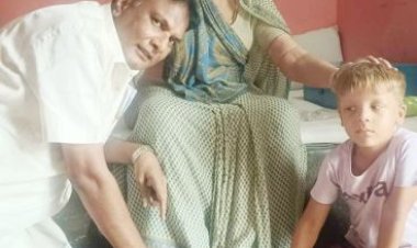 गुरु पूर्णिमा पर मां-शिक्षक  से लिया आशीर्वाद