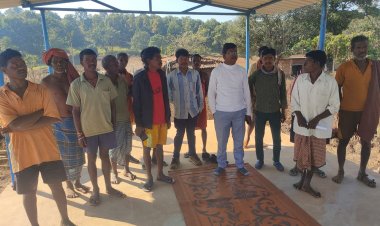 शासकीय कर्मचारी से जनसेवक तक सफर करने वाले डीडीसी प्रत्याशी उमेश प्रधान ने शुरू किया सघन जनसंपर्क,मतदाताओं तक पहुंच चुनावी प्रचार प्रसार किया तेज,अन्य प्रत्याशियों ने भी कसी कमर