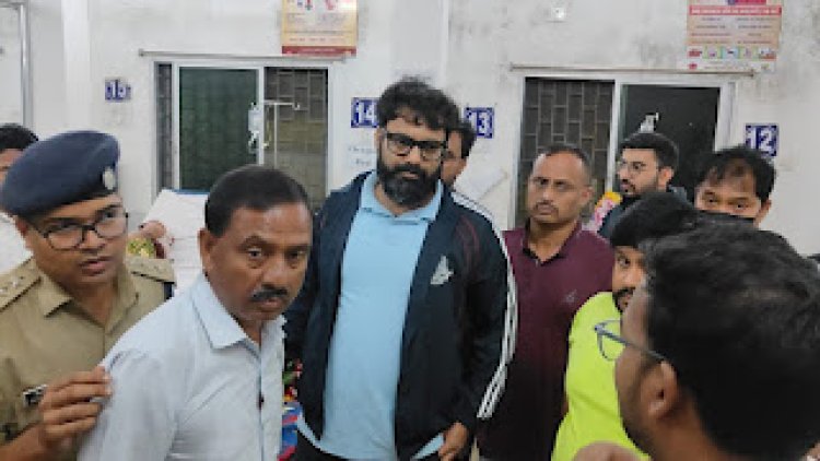 हिट एंड रन केस मामले में घायलों से मिलने अस्पताल पहुंचे जशपुर कलेक्टर एस पी और विधायक श्रीमती रायमुनी भगत,घायलों के बेहतर इलाज सहित हर सम्भव मदद का दिया निर्देश