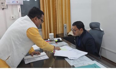 चिरमिरी में पीलिया से हुई मौतों पर मंत्री ने भीड़ में अधिकारियों को फटकार लगाई, फिर भी कार्यवाही शून्य - डोमरू रेड्डी