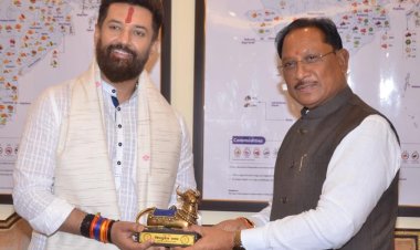 रायपुर : मुख्यमंत्री विष्णुदेव साय की केंद्रीय मंत्री चिराग पासवान के साथ अहम मुलाकात, राज्य में खाद्य प्रसंस्करण को मिलेगी नई दिशा,,,