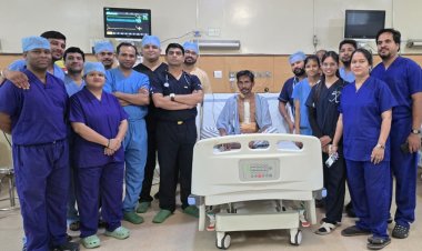 रायपुर : छाती में लगी गोली फेफड़ों को चीरते हुए हृदय के दाएं वेंट्रिकल में जा धँसी, अम्बेडकर अस्पताल के हार्ट सर्जरी विभाग ने ओपन हार्ट सर्जरी कर निकाली गोली