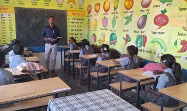रायपुर : एकल शिक्षक से मिली राहत: सरपता प्राथमिक शाला में नए शिक्षक के आगमन से बदली शिक्षा की तस्वीर