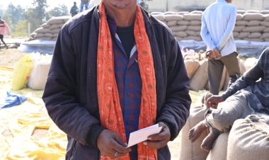 रायपुर : 45 वर्षीय अन्नदाता बनारसी यादव ने सरकार पर जताया भरोसा