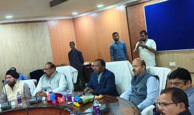 कृषि महाविद्यालय में पीएम मोदी के 'मन की बात' 128वें संस्करण का भव्य प्रसारण   