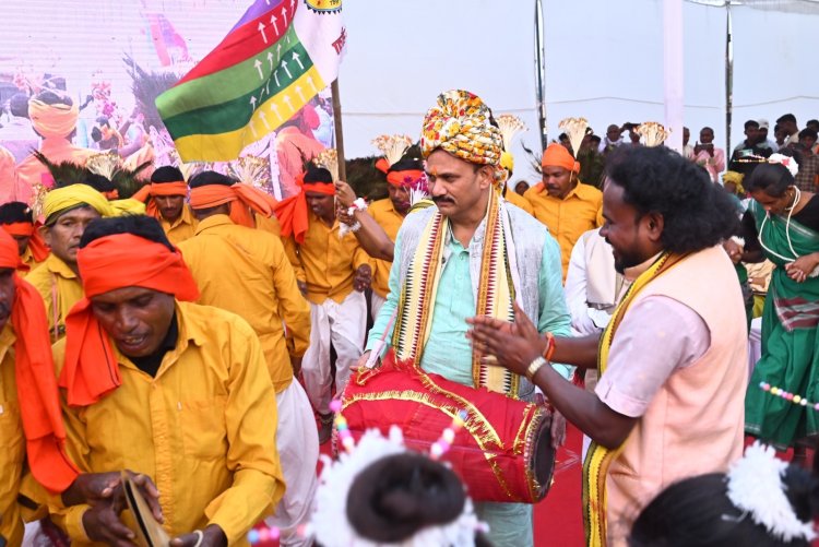 जनजाति गौरव दिवस पर मनेंद्रगढ़ के गोंडवाना मैदान में हुआ भव्य आयोजन