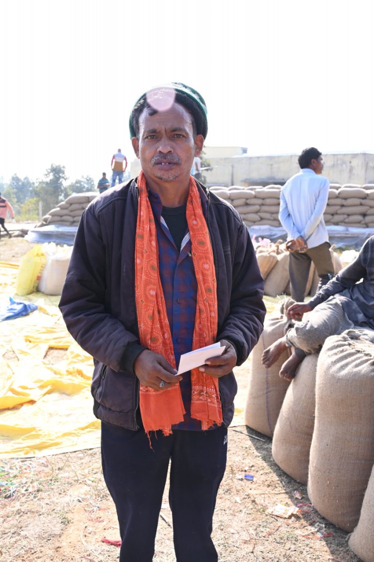 रायपुर : 45 वर्षीय अन्नदाता बनारसी यादव ने सरकार पर जताया भरोसा