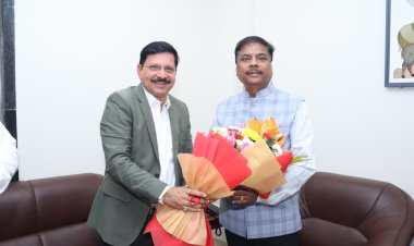 वन मंत्री श्री कश्यप से एसईसीएल के सीएमडी ने की सौजन्य भेंट  