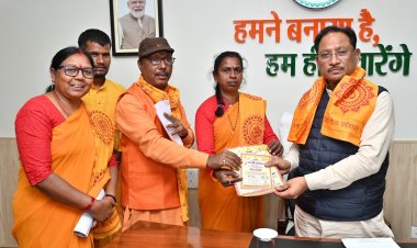 मुख्यमंत्री से अखिल विश्व गायत्री परिवार के सदस्यों ने सौजन्य मुलाकात की,