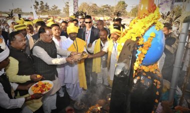 राष्ट्र व समाज के नव निर्माण में आदिवासी समाज के अमर शहीदों एवं महापुरूषों का अद्वितीय योगदान: मुख्यमंत्री साय,,,