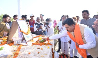 संत कबीरदास की वाणी और संदेश में सर्व समाज की सार्थकता निहित : उप मुख्यमंत्री श्री विजय शर्मा    