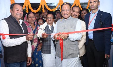 रायपुर : मुख्यमंत्री विष्णुदेव साय ने फरसाबहार, कुनकुरी और मनोरा में पोषण पुनर्वास केन्द्र का किया शुभारंभ