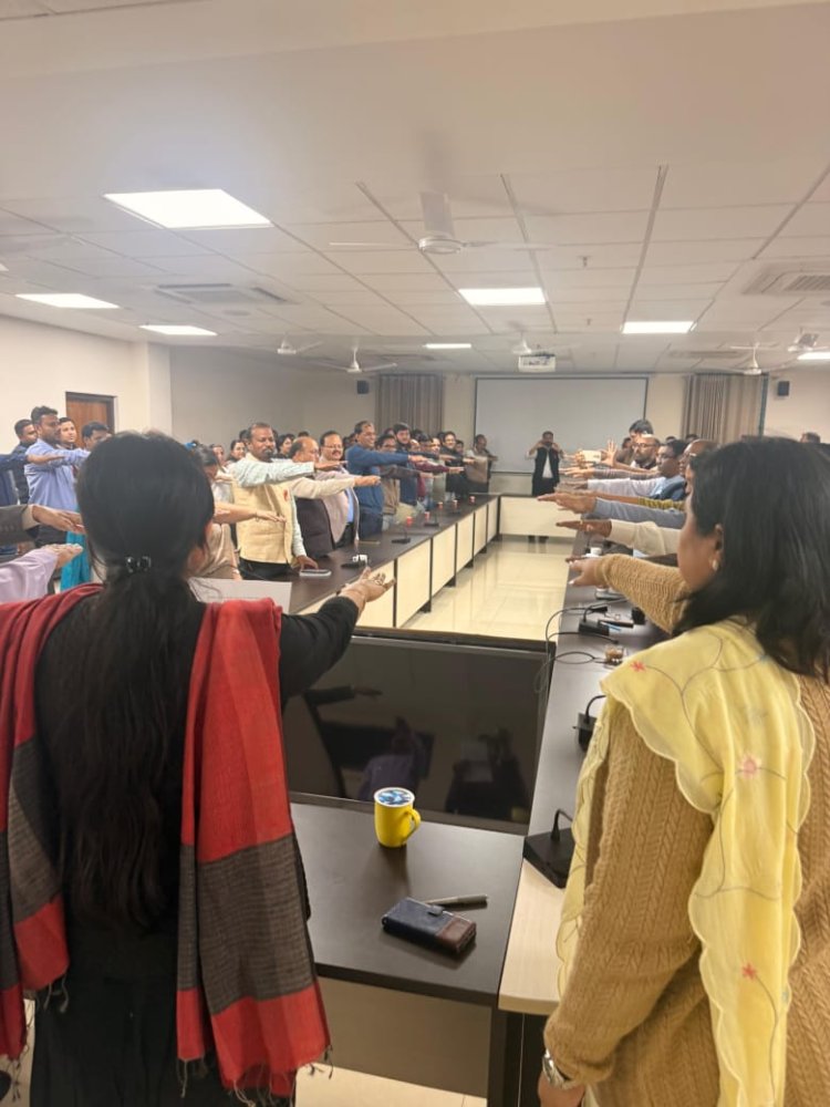 संचालनालय स्वास्थ्य के सभी कर्मियों ने विश्व एड्स दिवस पर ली जागरूकता की शपथ