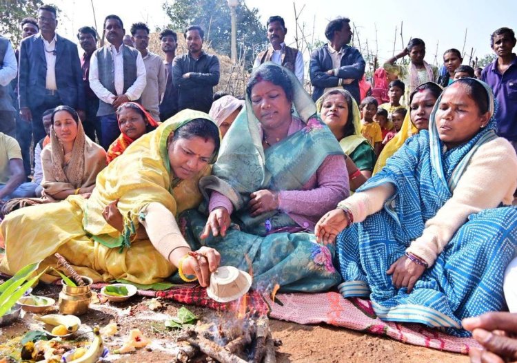 मंत्री श्रीमती लक्ष्मी राजवाड़े ने मुख्यमंत्री ग्राम गौरव पथ योजना के तहत 157 लाख से अधिक के विकास कार्यों का किया भूमि पूजन         