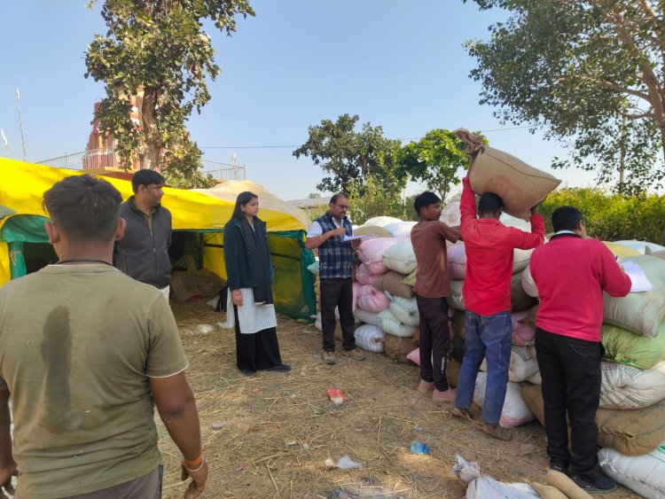 धान खरीदी केंद्र भैयाथान में राजस्व विभाग की कार्रवाई, 157 बोरी अवैध धान व पिकअप वाहन जप्त..