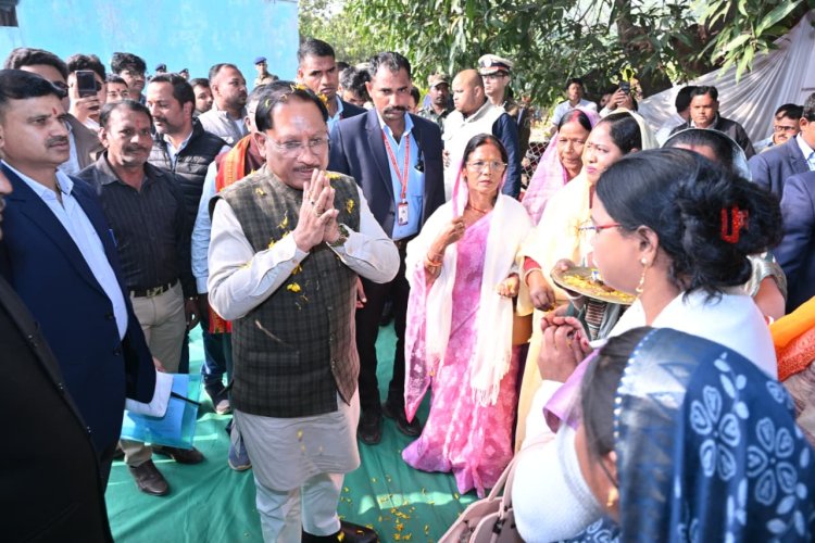 मुख्यमंत्री विष्णुदेव साय का जशपुर दौरा,     दो वर्षों के सुशासन में विकास के नए आयाम, 1000 करोड़ से अधिक की सड़क-पुल परियोजनाएं स्वीकृत-विष्णु देव साय,,,