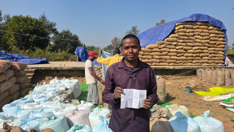 धान उपार्जन केन्द्रों की पारदर्शी व्यवस्था से किसानों को मिल रही सुविधा, किसान पिंकू कुजूर ने की धान खरीदी व्यवस्था की सराहना    