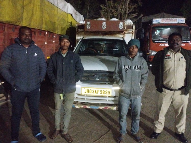 अवैध धान आमद पर जशपुर पुलिस की सख्त कार्यवाही, फिर पकड़ा जशपुर पुलिस ने 65 बोरी में 26 क्विंटल धान के साथ एक पिकअप को