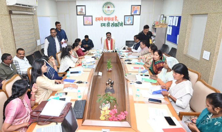 रायपुर : उप मुख्यमंत्री विजय शर्मा से जिला पंचायत अध्यक्षों ने विभिन्न मांगों पर की चर्चा      