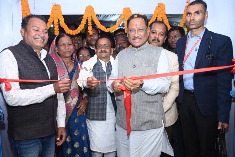 रायपुर : मुख्यमंत्री विष्णुदेव साय ने फरसाबहार, कुनकुरी और मनोरा में पोषण पुनर्वास केन्द्र का किया शुभारंभ