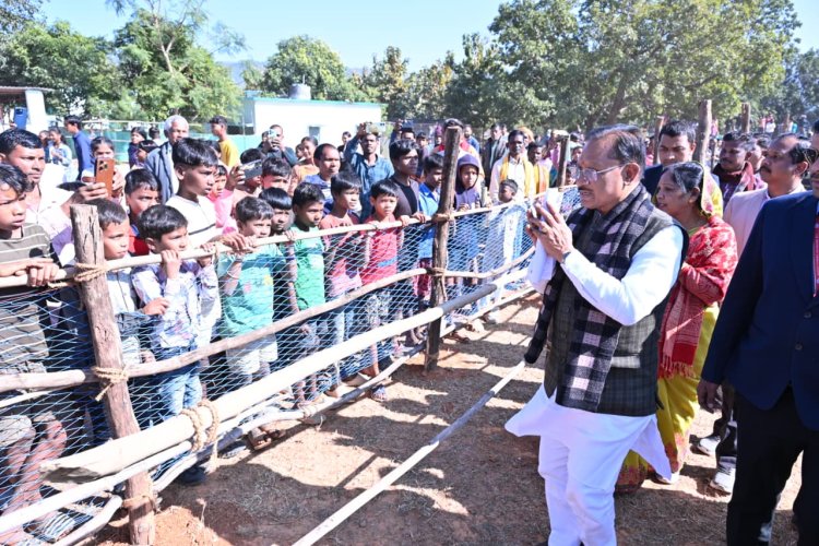 मुख्यमंत्री श्री विष्णुदेव साय का सामरबार में आत्मीय स्वागत: बगीचा प्रवास पर पहुंचे