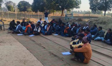 महादेवडांड: मतदाता सूची पुनरीक्षण को लेकर भाजपा की महत्वपूर्ण बैठक, पूर्व जिलाध्यक्ष सुनील गुप्ता ने कार्यकर्ताओं को दिया जीत का मंत्र