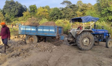 वन विभाग की त्वरित कार्रवाई : रेत के अवैध उत्खनन में संलिप्त 5 ट्रैक्टर जब्त