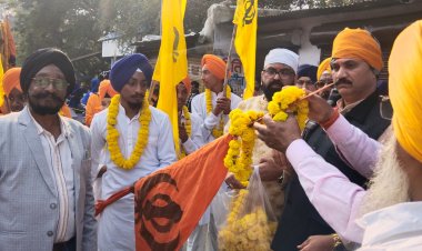 चिरमिरी में पावन नगर कीर्तन का हुआ भव्य आयोजन, स्वास्थ्य मंत्री श्याम बिहारी जायसवाल हुए शामिल,,,