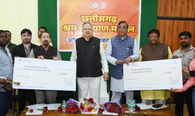 श्रमिक कल्याण की दिशा में श्रम कल्याण मंडल की महत्वपूर्ण भूमिका: डॉ. रमन सिंह   