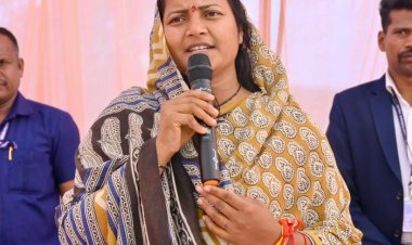 सड़कें बनेंगी विकास का आधार