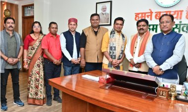 मुख्यमंत्री विष्णु देव साय से रायपुर प्रेस क्लब के नवनिर्वाचित पदाधिकारियों की सौजन्य मुलाकात