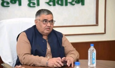 राजिम कुंभ की तैयारियां तेज: पर्यटन एवं संस्कृति मंत्री राजेश अग्रवाल ने नवा रायपुर स्थित आवासीय कार्यालय में की विस्तृत समीक्षा बैठक 