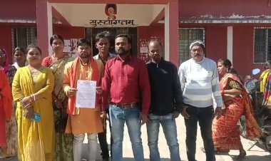 चिरमिरी के एक निजी स्कूल में सरस्वती पूजा नहीं मनाने पर श्री बजरंग सेना एसडीएम कार्यालय में कराया आपत्ति दर्ज ,