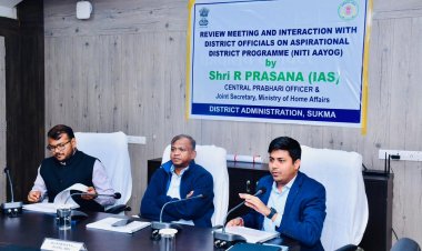 विकास कार्यों की चमक कागजों पर नहीं, धरातल पर दिखनी चाहिए केंद्रीय सचिव आर. प्रसन्ना